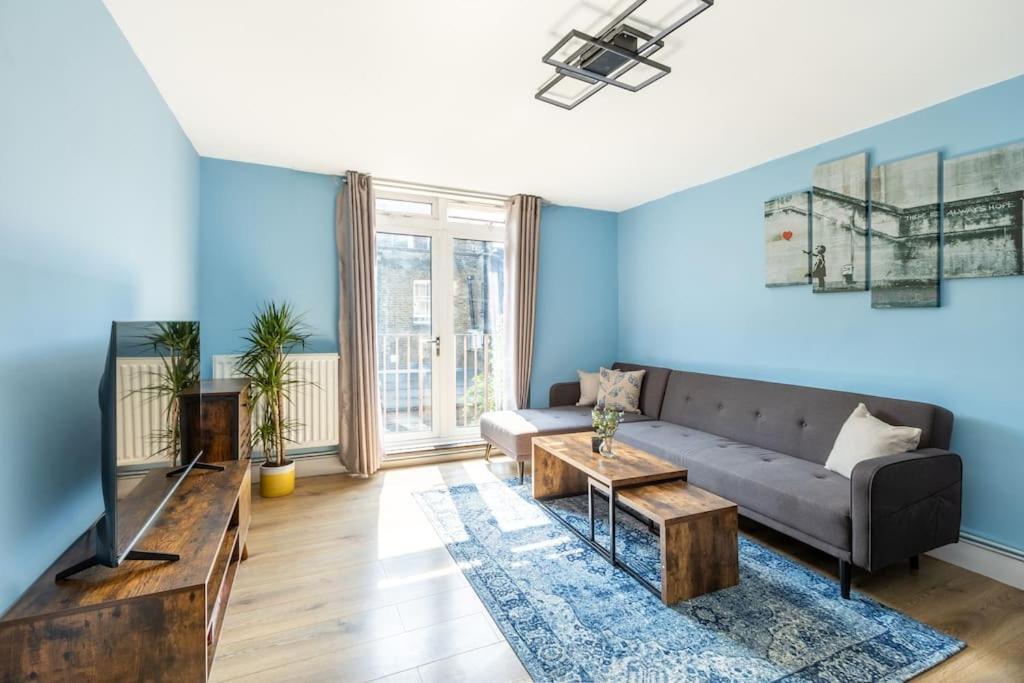 Magnificent 3Br Apt With Balcony Londres Extérieur photo