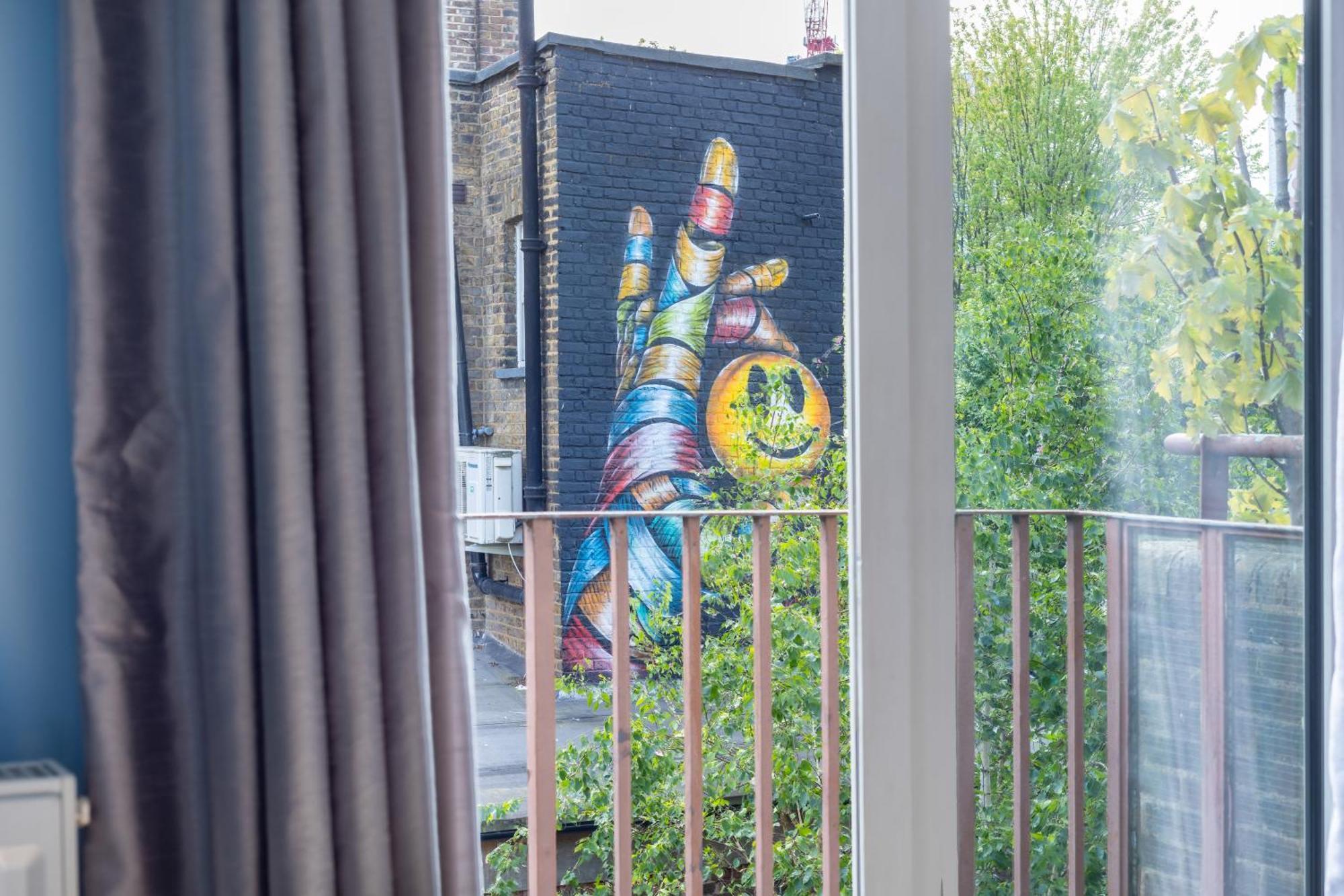 Magnificent 3Br Apt With Balcony Londres Extérieur photo